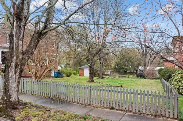 214 W Thomas ST, Salisbury, NC 28144