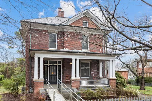 214 W Thomas ST, Salisbury, NC 28144