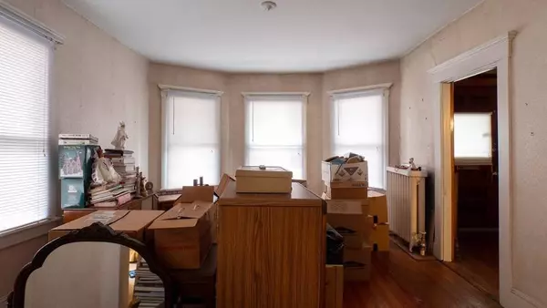 10 Granite St, Webster, MA 01570