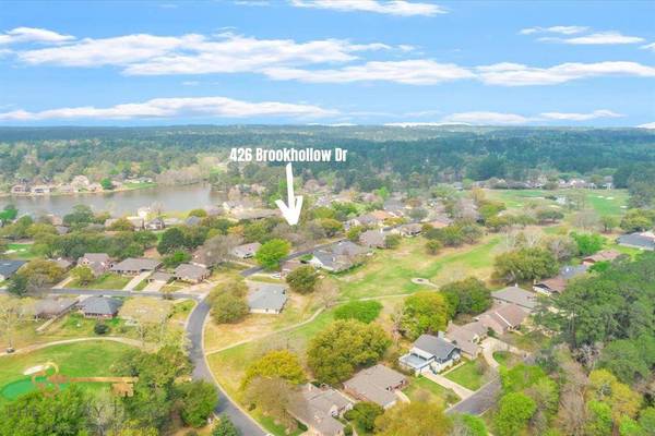 426 Brookhollow DR, Huntsville, TX 77340