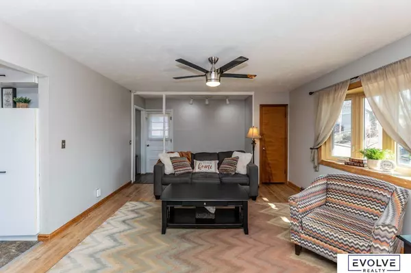 1004 Durand Drive, Bellevue, NE 68005