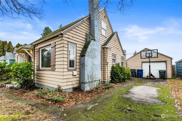 1226 121st ST S, Tacoma, WA 98444