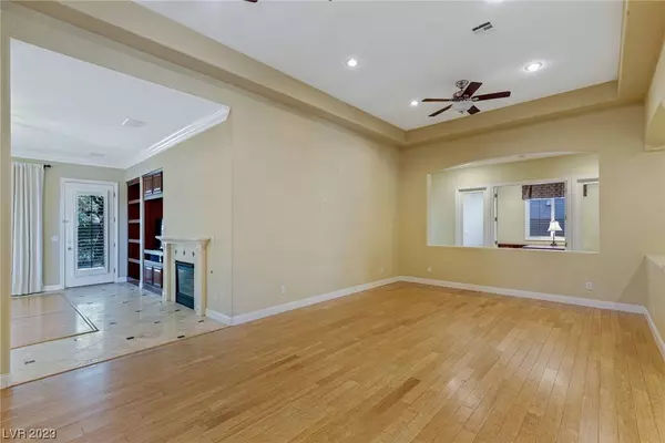 5925 Vintage Garden Court, Las Vegas, NV 89148