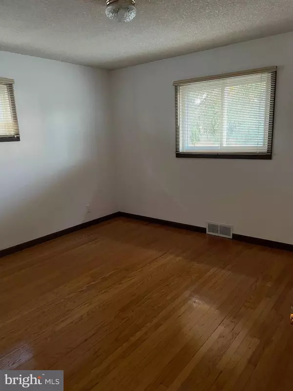 116 ELLIS AVE, Berlin, NJ 08009