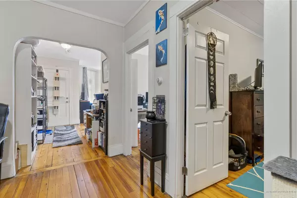 1212 Broadway, South Portland, ME 04106