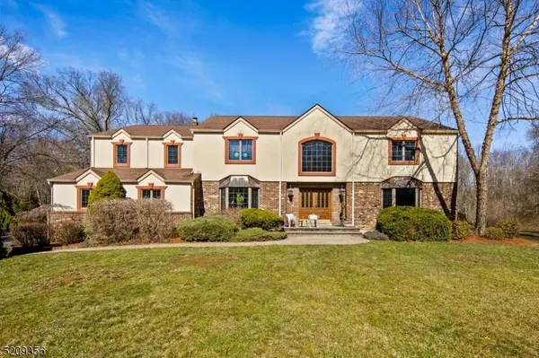 16 Indian Ln, Montville Twp., NJ 07082