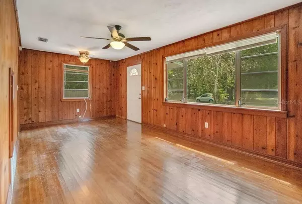 144 W MICHIGAN AVE, Lake Helen, FL 32744