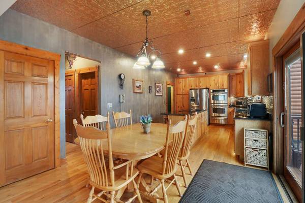 977 W Shore DR, Fox Lake, IL 60020