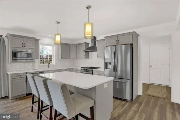 910 NORWAY ST, Mechanicsburg, PA 17055