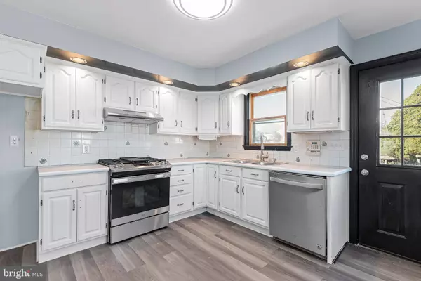 21 BELMONT AVE, Wilmington, DE 19804