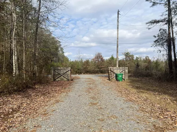 8292 Whiteville Road, Pine Bluff, AR 71603