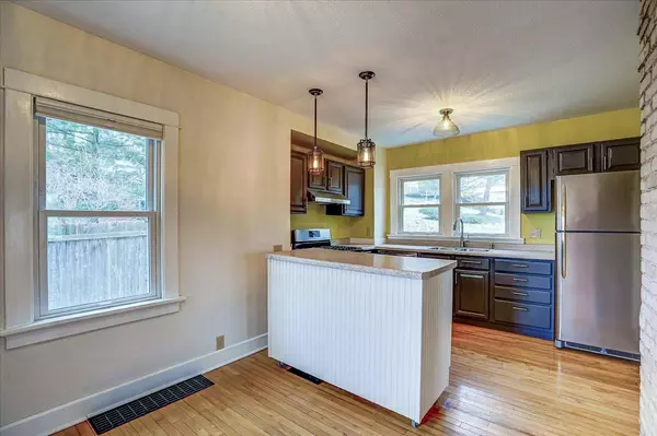 1407 Beld St, Madison, WI 53715