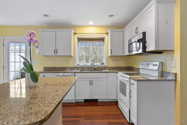 67 Gary L Maietta Parkway #38, South Portland, ME 04106