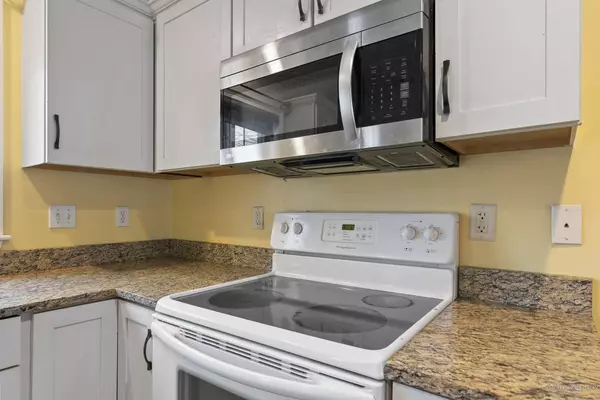 67 Gary L Maietta Parkway #38, South Portland, ME 04106