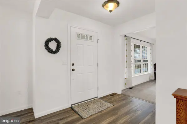 910 NORWAY ST, Mechanicsburg, PA 17055