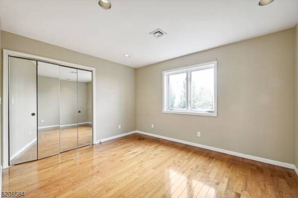 850 Long Hill Rd, Long Hill Twp., NJ 07933