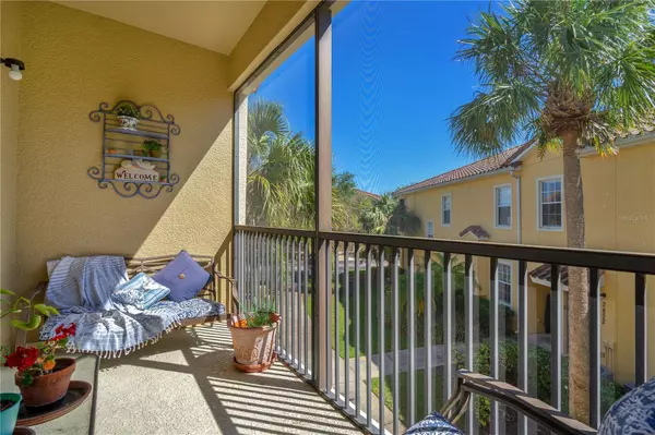 2862 OAKWATER DR, Kissimmee, FL 34747