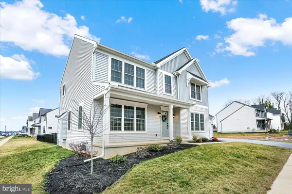 910 NORWAY ST, Mechanicsburg, PA 17055