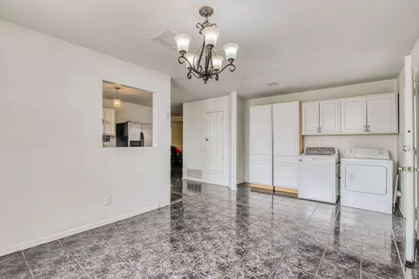 11745 KINGDOM Avenue, El Paso, TX 79936