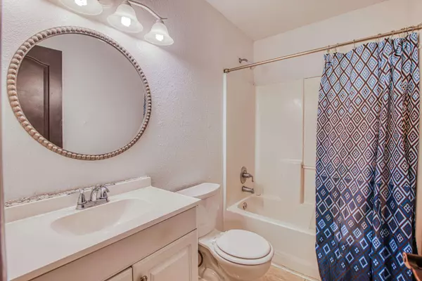 11745 KINGDOM Avenue, El Paso, TX 79936