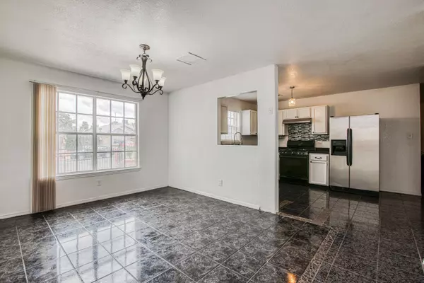 11745 KINGDOM Avenue, El Paso, TX 79936