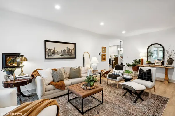 5819 N Octavia Avenue, Chicago, IL 60631