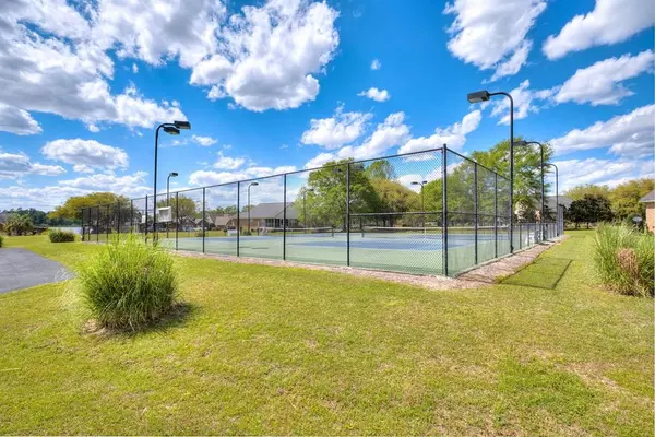 149 Woodlake Dr., Manning, SC 29102