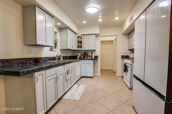 4608 S Camino De Oeste, Tucson, AZ 85746