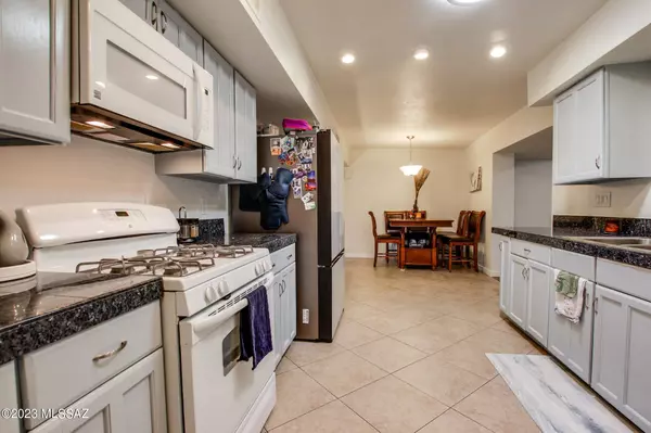 4608 S Camino De Oeste, Tucson, AZ 85746