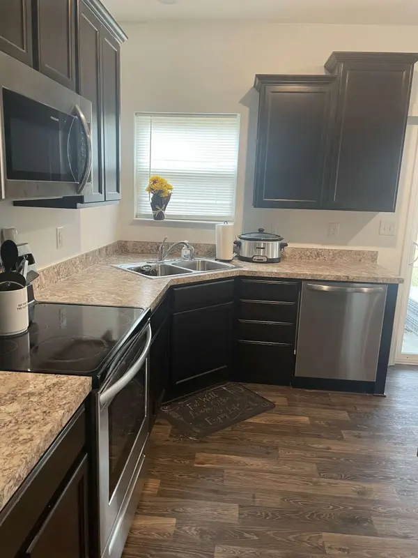 1155 S Aberdeen DR, Franklin, IN 46131