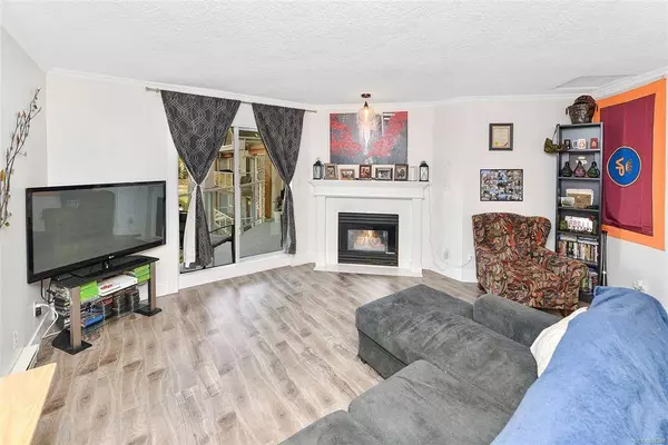 494 Marsett Pl #401, Saanich, BC V8Z 7J1