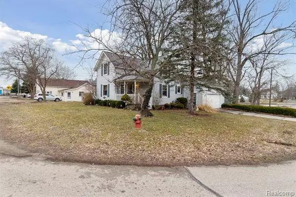 129 E 3RD Street, Perry, MI 48872