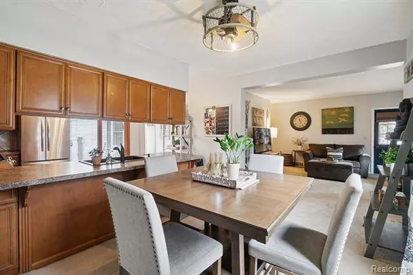 129 E 3RD Street, Perry, MI 48872