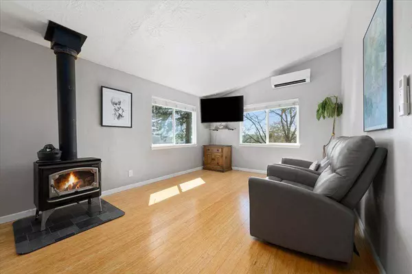 20063 Post Chaise CIR, Grass Valley, CA 95949