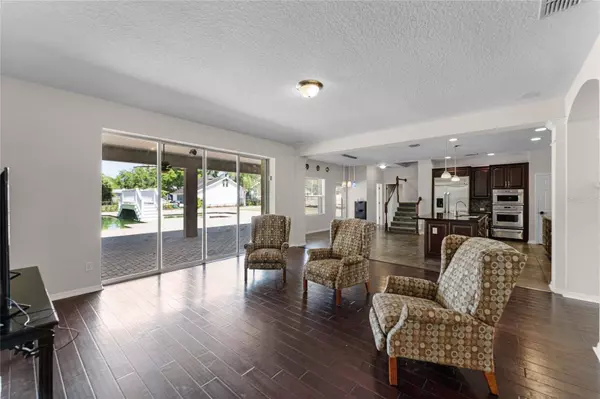 721 GATLIN AVE, Orlando, FL 32806