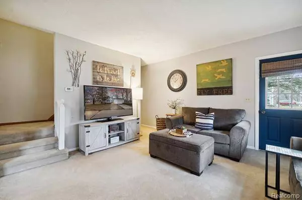 129 E 3RD Street, Perry, MI 48872