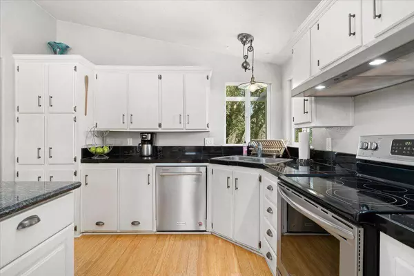 20063 Post Chaise CIR, Grass Valley, CA 95949