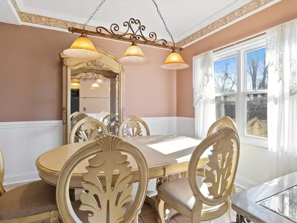 8621 Kruggle CT, Indianapolis, IN 46256