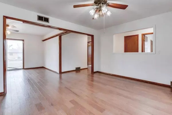 2000 N Gleason Avenue, Bethany, OK 73008