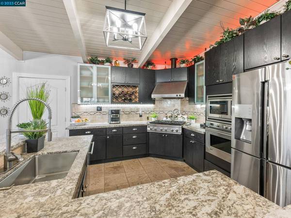 2650 Moyers Rd, Richmond, CA 94806