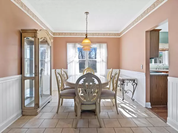 8621 Kruggle CT, Indianapolis, IN 46256