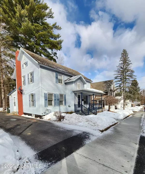 108 ballston ave Avenue, Ballston Spa, NY 12020