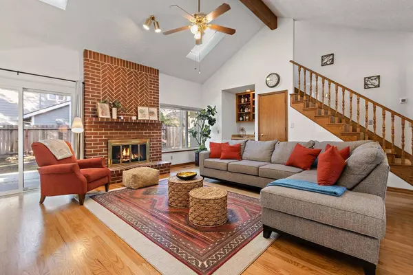 2 Silmark CT, Sacramento, CA 95831