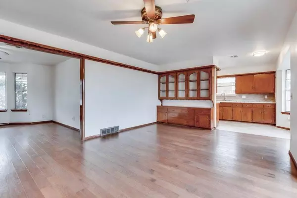 2000 N Gleason Avenue, Bethany, OK 73008