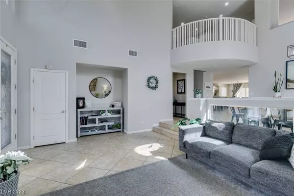 7012 Geese Gathering Street, North Las Vegas, NV 89084