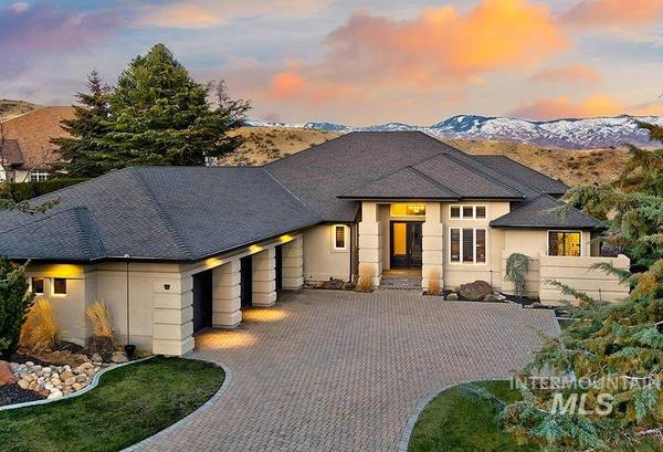 3836 W Quail Heights Ct, Boise, ID 83703