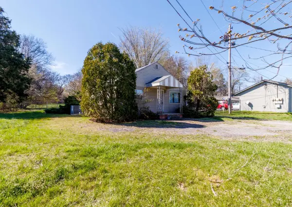 134 Walnut St, Clarksville, TN 37042