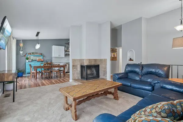 110960 Von Hertzen CIR, Chaska, MN 55318