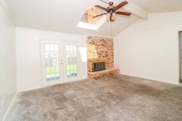 6401 Macarthur Drive, Watauga, TX 76148