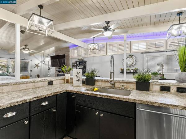 2650 Moyers Rd, Richmond, CA 94806